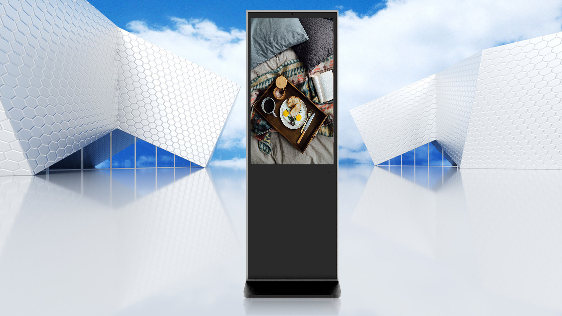 觸摸廣告機(jī)：高質(zhì)量產(chǎn)品與卓越服務(wù)的關(guān)鍵