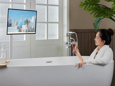 智能語音閨蜜機 - 萬向輪隨心推 - 臥室廚房多場景切換