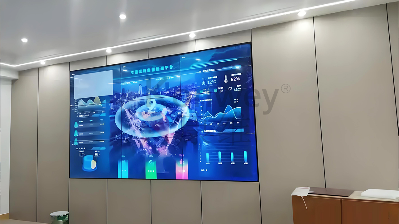 康維偉業(yè)拼接屏助力城市交通監(jiān)控?