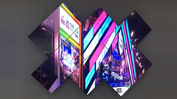 異形液晶拼接屏運(yùn)行使用過(guò)程中需要注意哪些問(wèn)題？